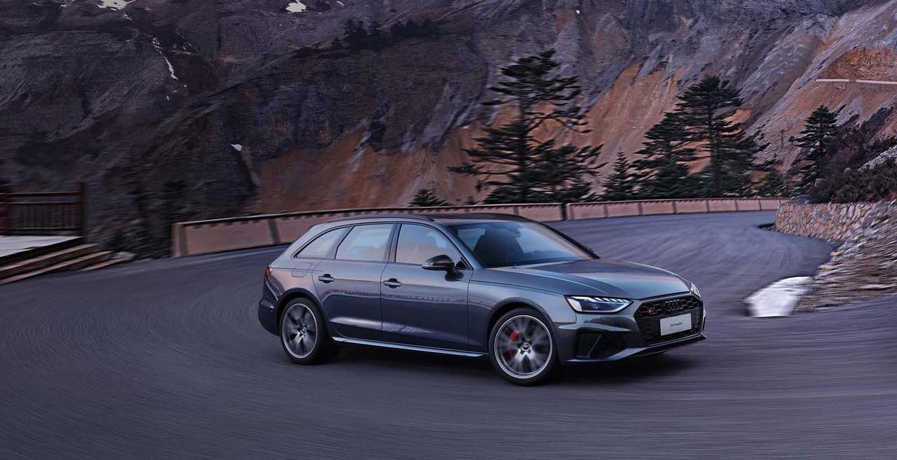 奥迪 S4 Avant 小改款来了，52.18 万，标配 HUD 抬头显示，还有