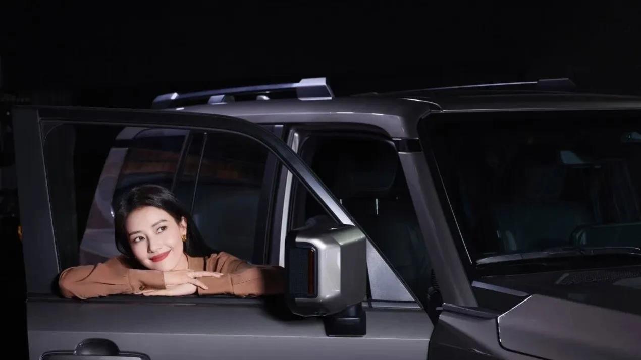 纯正双托森，可变悬架，全新普拉多旗舰VX版上市