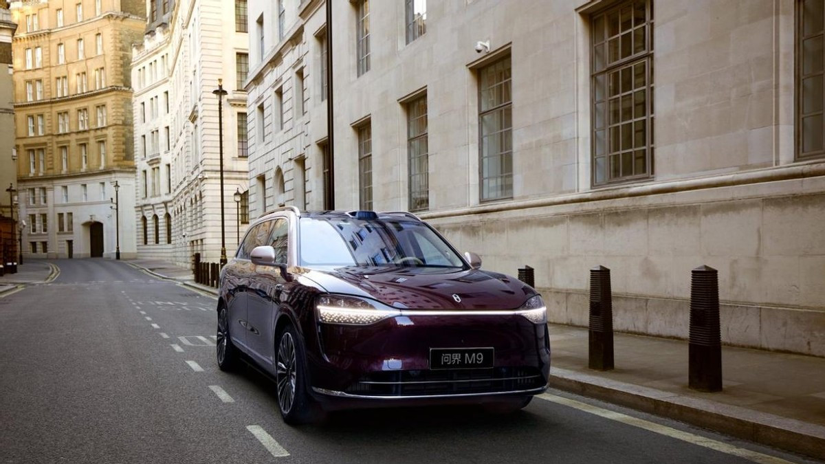 12月上险量达到9222台，问界M9持续领跑中国豪华车市场