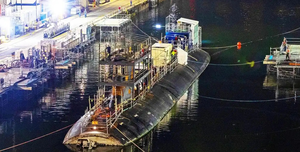 “康涅狄格”号在南海遭遇震撼一幕，令美军上将惊出冷汗：难怪近期美军核潜艇不敢来造