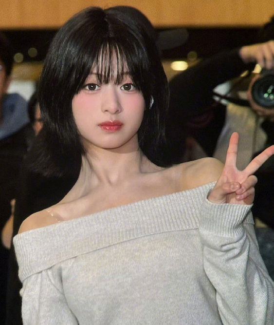 郑雅贤短发造型，可可爱爱的！