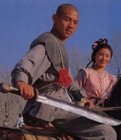 少林寺归少林寺，释永信是释永信，电影归电影，经典还是经典。现在回看的话，还是好片