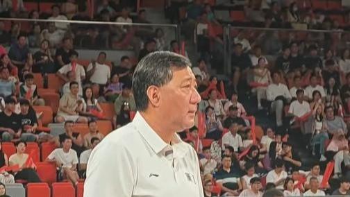 杜锋中秋慰问广东女篮 杜书记演讲激励女篮夺全运金牌
