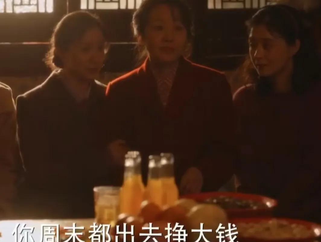《小巷人家》林武峰被举报到底是谁干的？剧里一直也没有表明，通过这几个细节，了解到