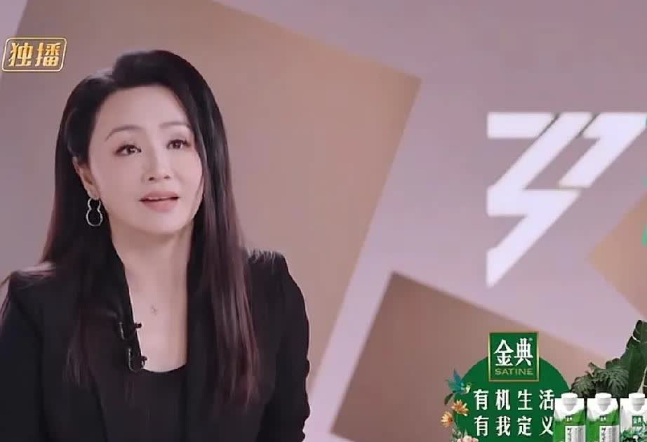 曹颖在浪姐中的自白让人无数人揪心，感叹钱在健康面前也不值一提了，51岁的她在节目