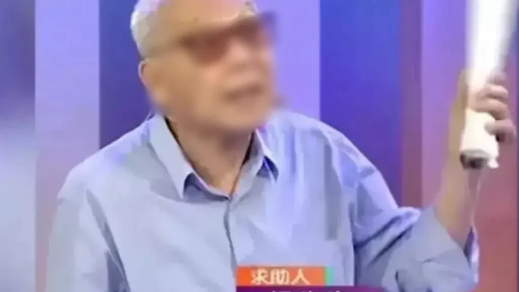 老人因物业费含电梯费拒交十四年，被索要二十多万滞纳金