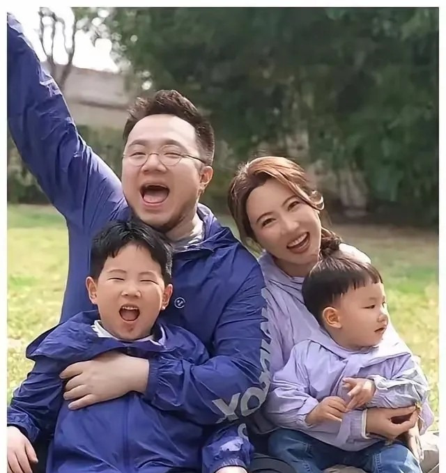 巴图儿子改姓宋断绝英家











太震撼了！巴图居然给两个儿子改姓宋