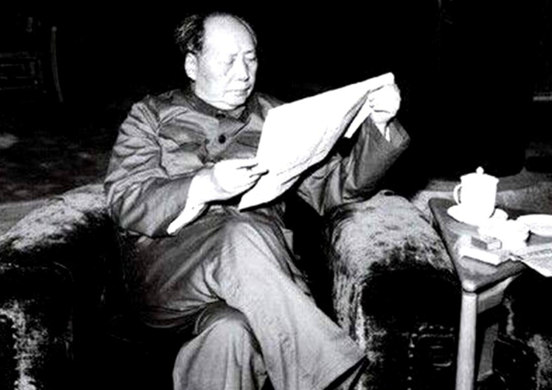 1949年，在庆祝新中国成立之余，有一件事却让毛主席耿耿于怀。思考片刻，他给公安
