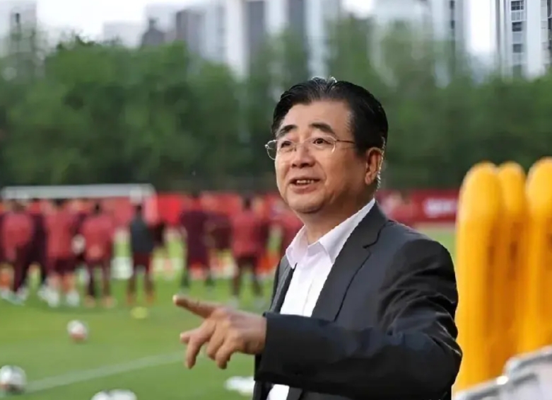 伊万科维奇执教国足成绩单，总共赢了3场比赛:
泰国 1:2 中国
中国 0 :3