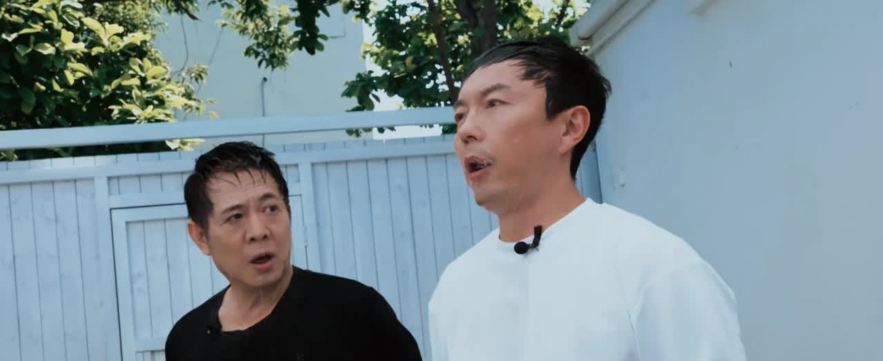 李连杰谢苗这事，专门查了一下   
不查不知道，一查吓一跳   
万万没想到