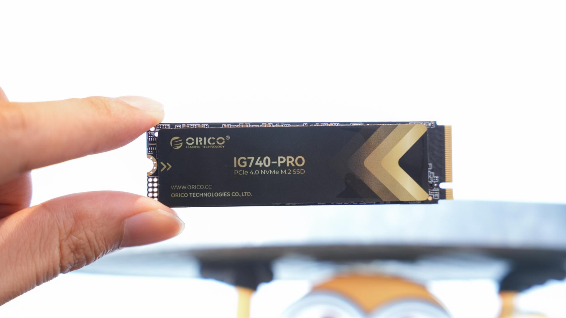 长江存储+联芸主控双王炸，奥睿科IG740 实测跑满PCIe 4.0天花板