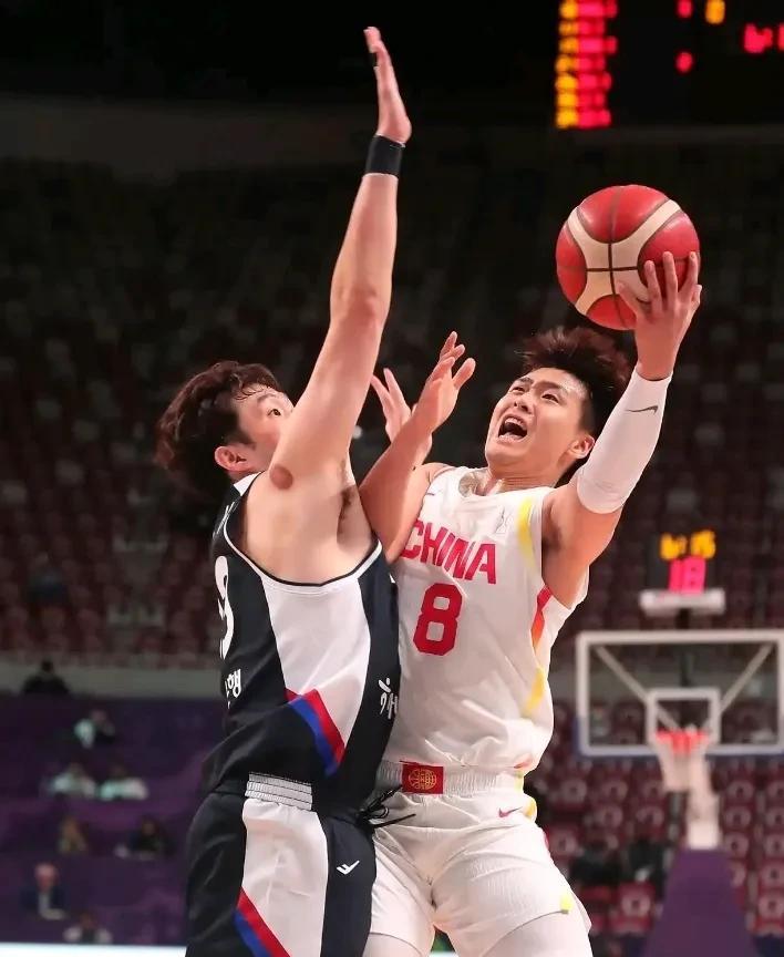 中国男篮牛啊！在亚洲杯1/4决赛中，79 - 71击败韩国队，时隔十年重返四强。