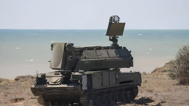 莫斯科72小时爆炸，普京掏窝下手太狠：两大军区杀入乌克兰天津