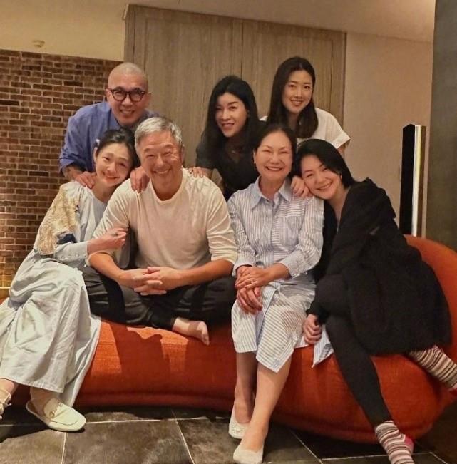 为什么大S去世后很多人开始发文怀念她
有人讲：大S活着的时候，有关她的一些话题在