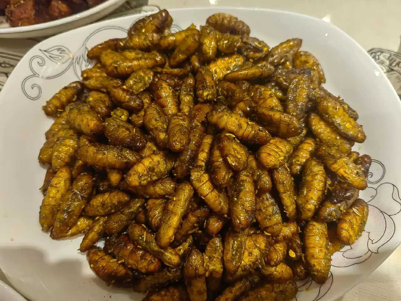 换个口味🤗，椒盐蚕蛹！！