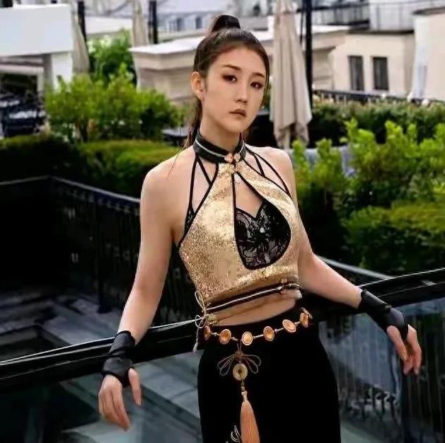 陈梦这是要进军娱乐圈吗