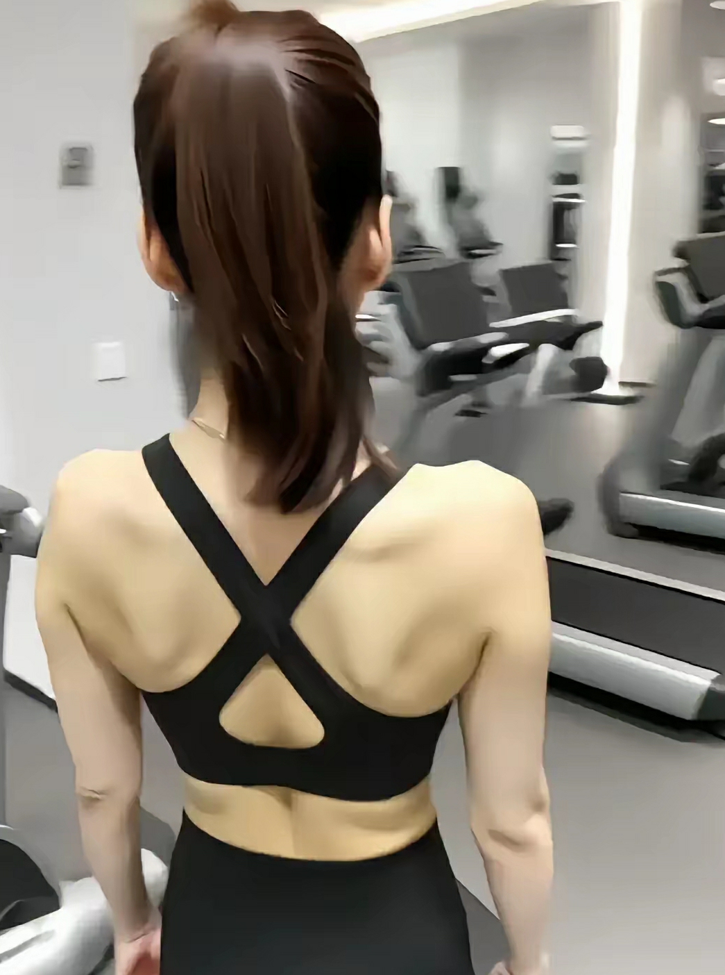 每天锻炼成这样