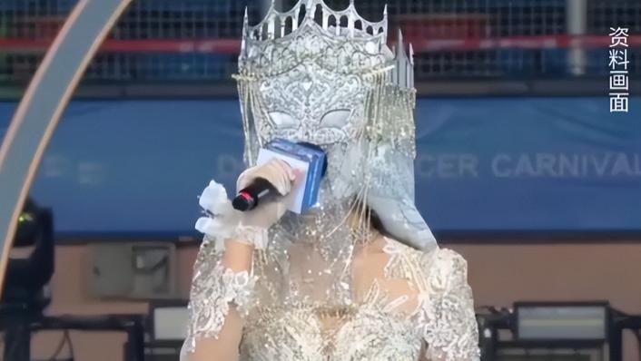 新华社三问之后：我们该如何看待网红跨界开演唱会？