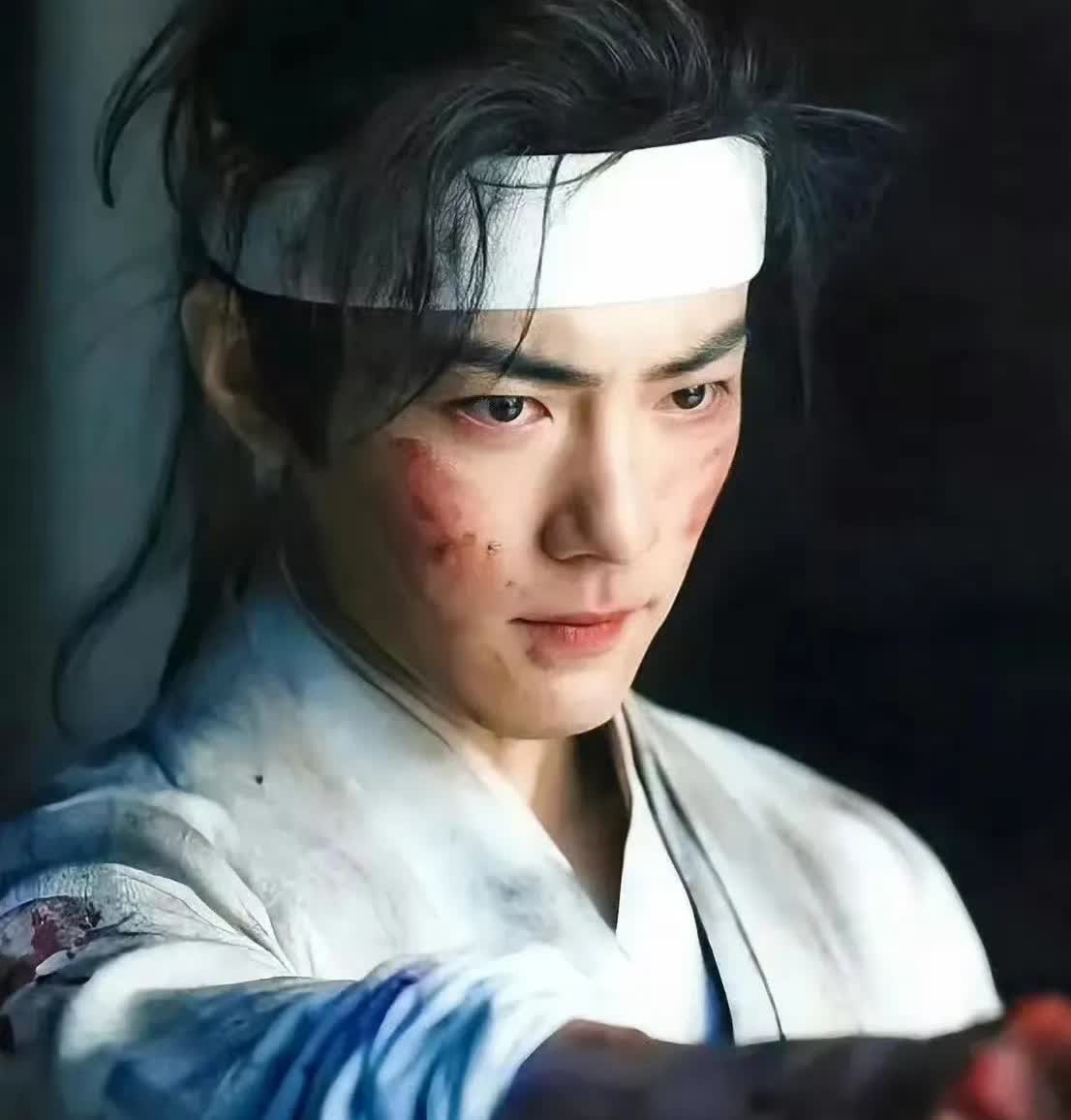 低谷7年的时候没见来帮忙，如今肖战红了这帮故人突然冒出来了。[what]

