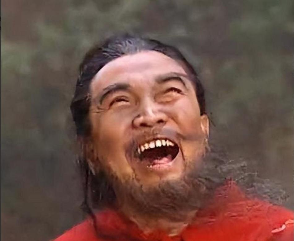 197年，张绣率部投降曹操，曹操将张绣的婶婶邹氏留宿帐中。张绣大怒，召来谋士贾诩