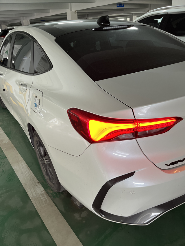 别克威朗GS熄火后车子一直报警
这两天我的别克威朗GS熄火后车子一直报警，之前没