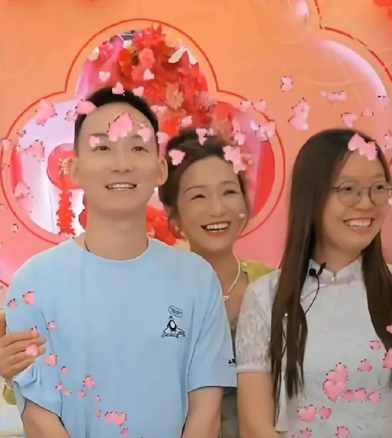 3千万啊！好家伙，这下车子房子都不用等谢岳买了，浩男妈一天直播的佣金就3千万啊！