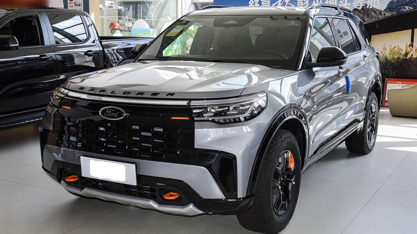 美系硬派越野SUV售价不足31万起！外观动感十足，可选5/6/7座布局