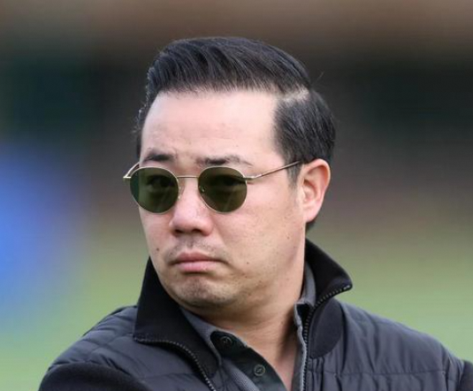 莱斯特城泰国老板业务全面崩溃，英超扣分危机下俱乐部未来堪忧