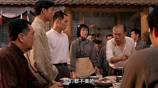    看的非常过瘾，《精武英雄》有着香港武打片的一贯优点，简单流畅的情节和干脆利