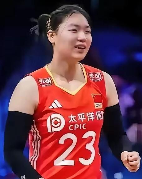 张籽萱
作为联赛等都未触及的年轻孩子，
能在世联赛、世锦赛上如此表现，
天赋和能