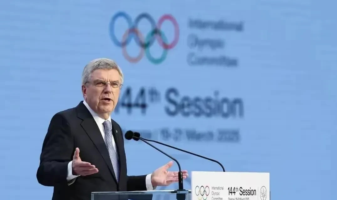 巴赫卸任国际奥委会主席











天呐！巴赫竟然主动辞去了国际奥委会