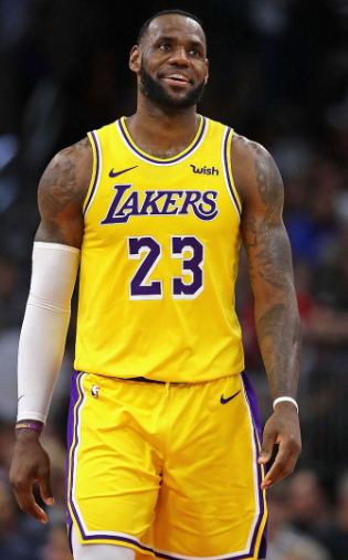 粉老詹的原因：他长得帅不虚伪，喜欢读书，打球动作舒展，姿势优美，脚步华丽，积极防