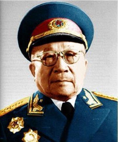 1943年，张云逸抓了国军将领赵凤藻的独子，对方提出用10挺机枪、100支步枪换