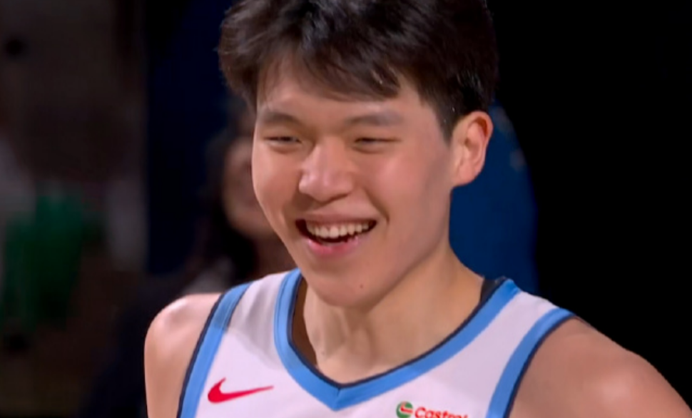 杨翰森全明星新秀赛拿到10分！

虽然遗憾输球，但杨瀚森表现非常好，拿到全队第二