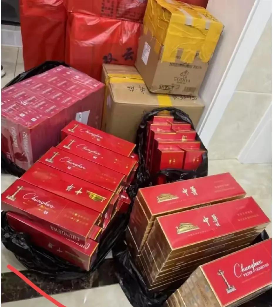这是什么家庭的人家，抽这么多的香烟