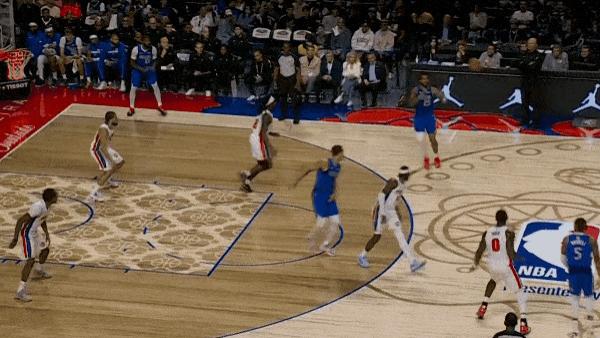 华盛顿快速分球，鲍威尔接球攻框单臂劈扣打进