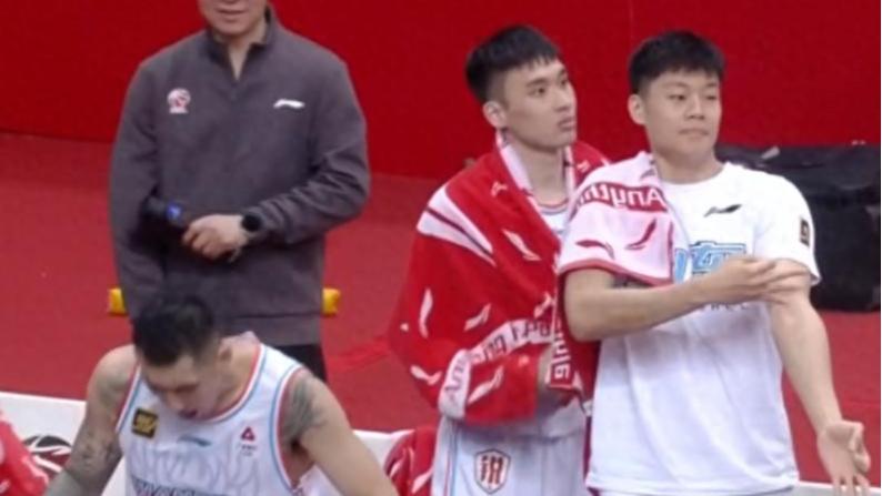 问题浮出水面，内线犯规困扰需解决，邱彪如何助山东高速男篮破局