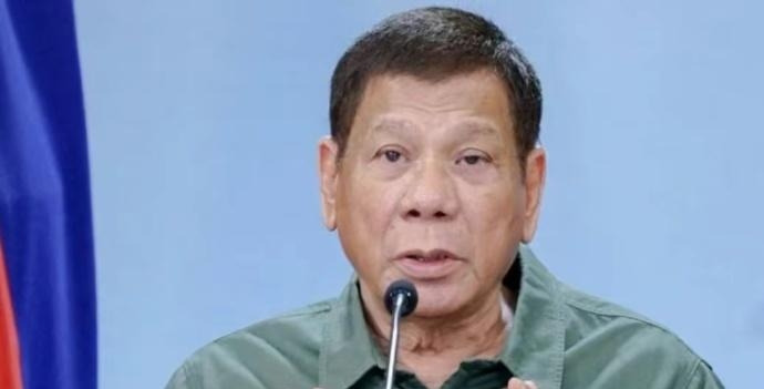 杜特尔特警告美国勿攻中国











天呐！世界要毁灭了吗？菲律宾前总