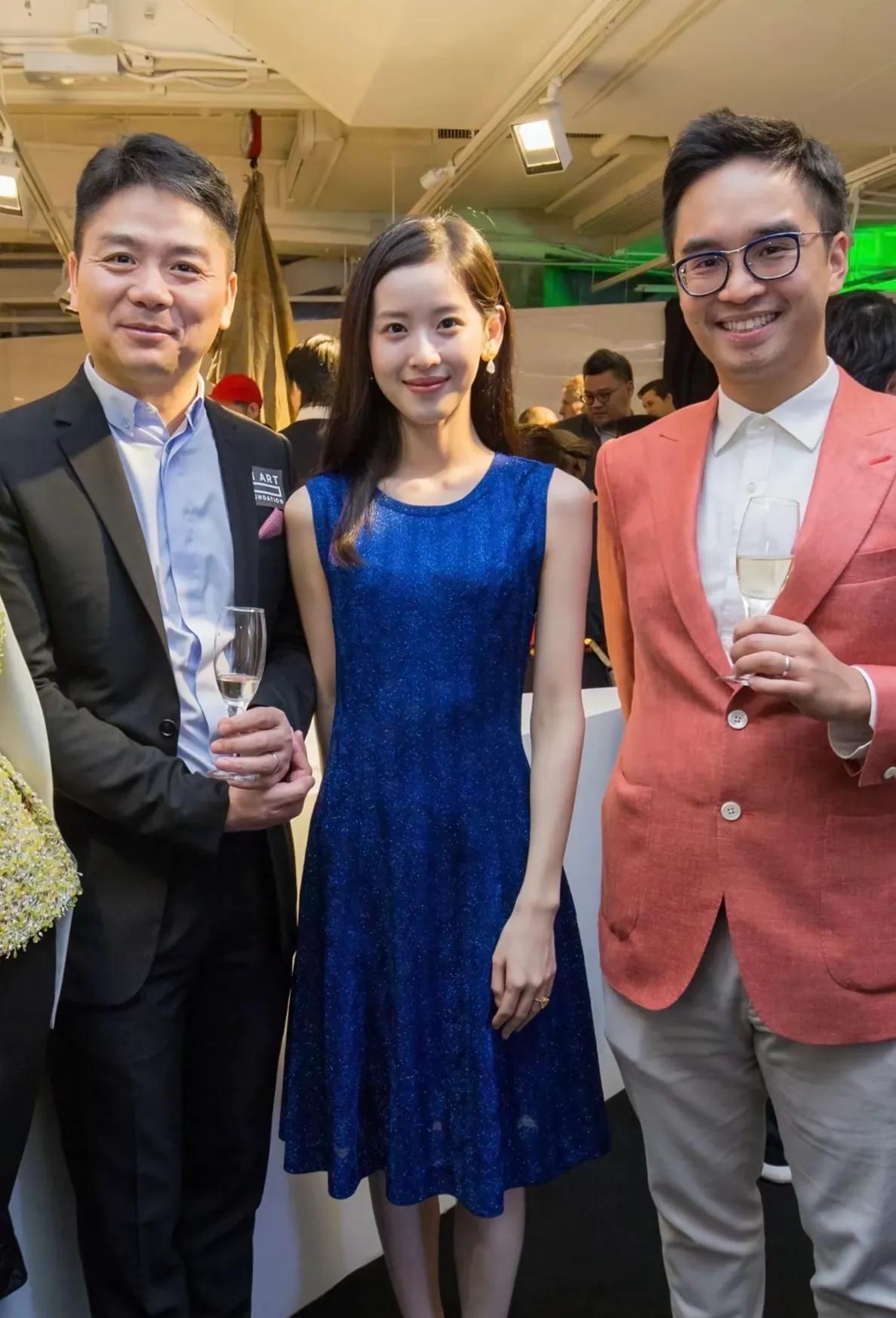 东哥说他脸盲，我才不信[捂脸]