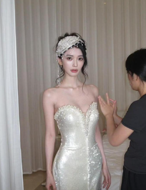 ELLE风尚大典方圆做的妆发