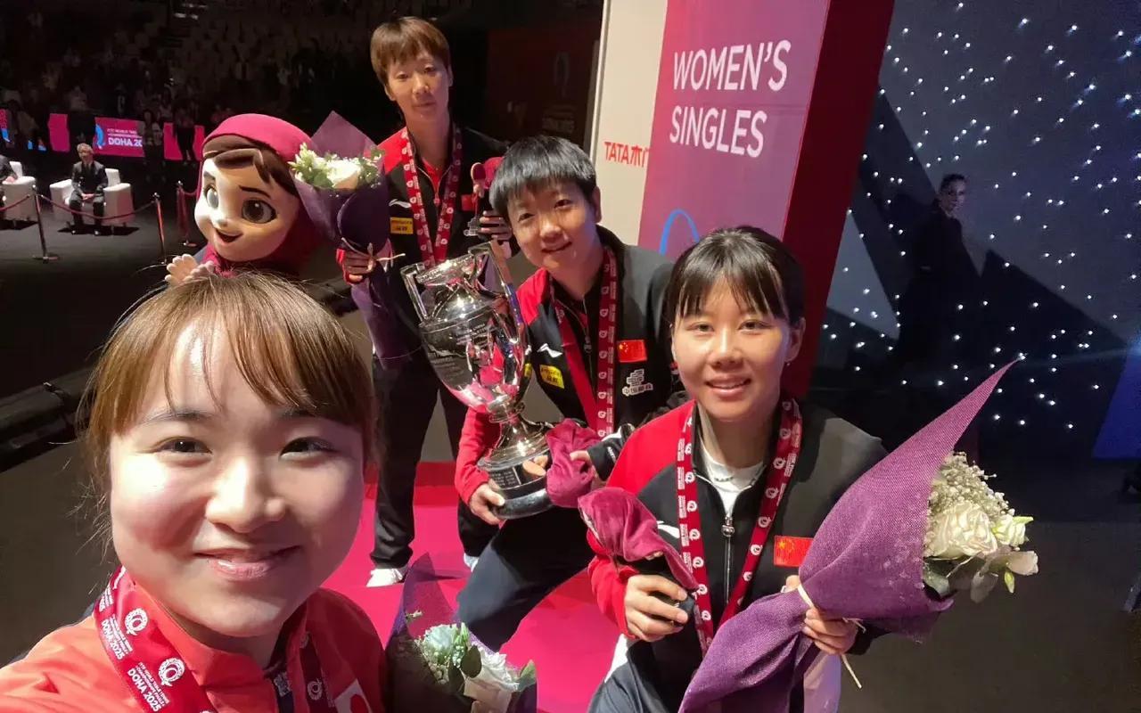 多哈世乒赛王曼昱获得女单亚军，女双冠是皆大欢喜的事，比她获得女单冠军女双冠要好，