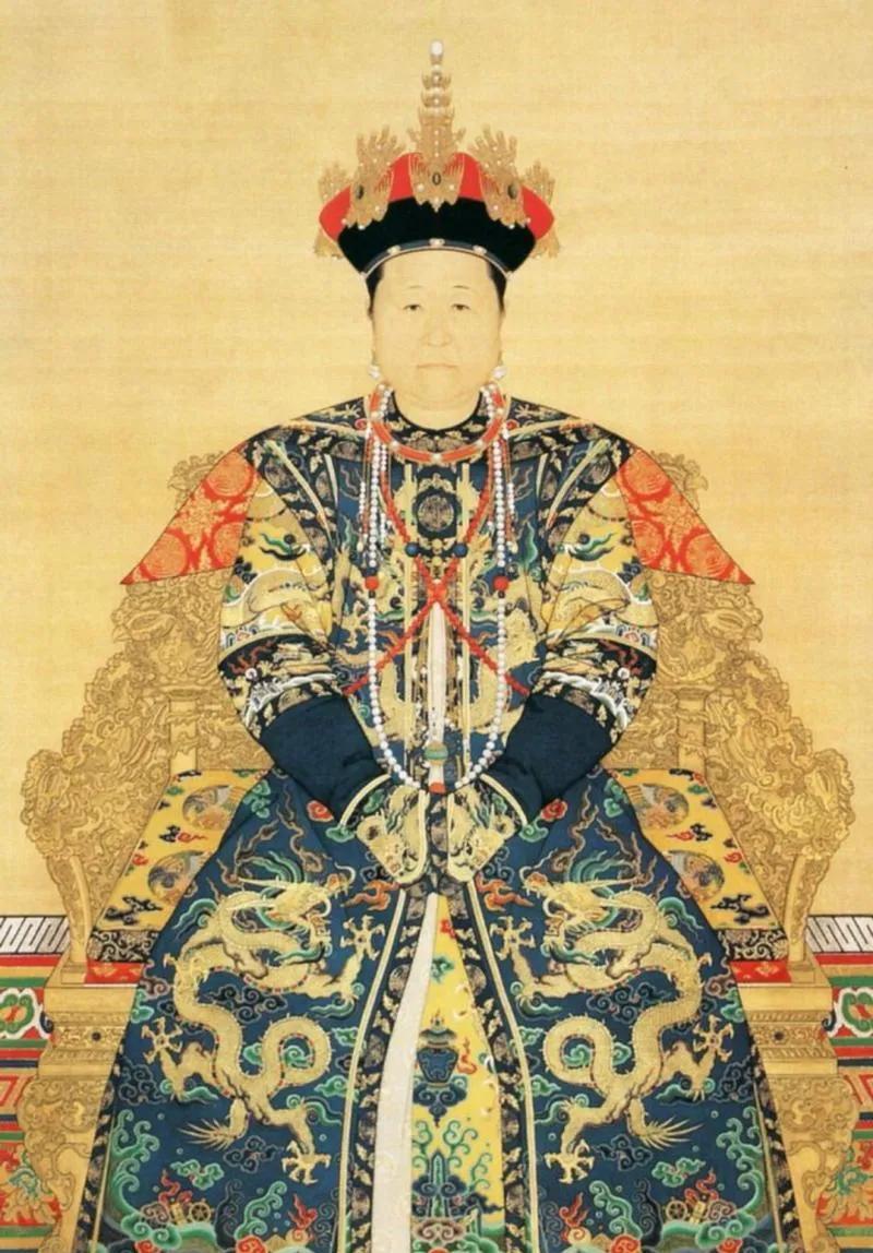 孝庄太后：清朝背后的女强人
      孝庄太后（博尔济吉特·布木布泰）不仅是清