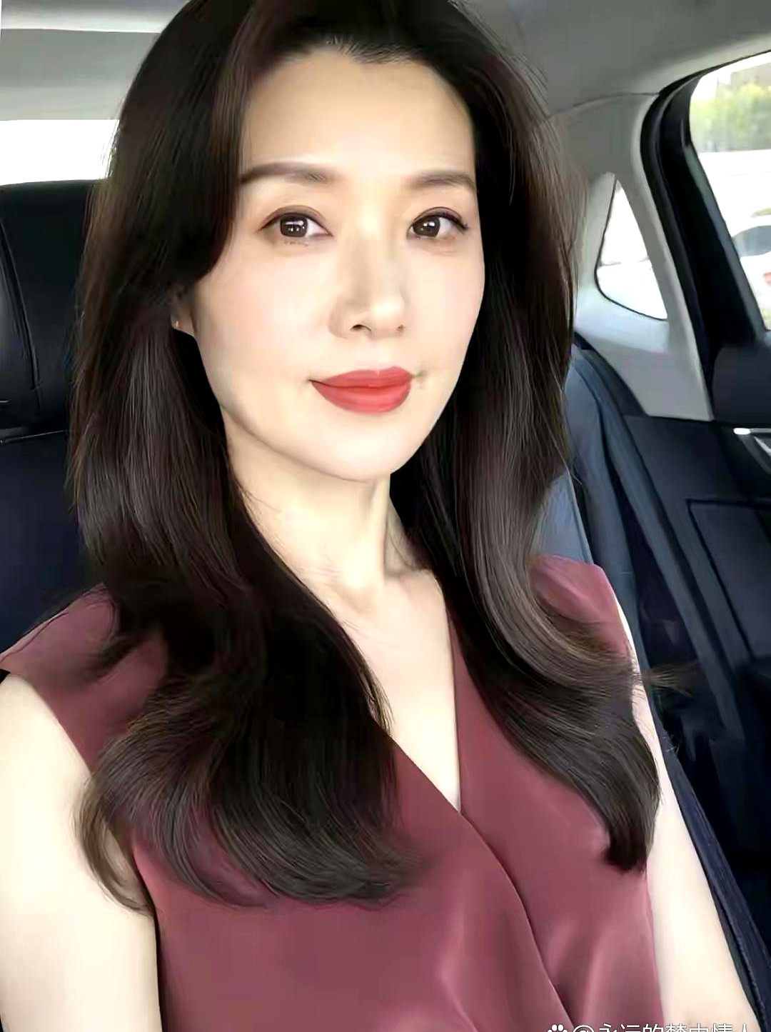 分手这玩意儿，比想象的麻烦多了。想当年，你侬我侬，蜜里调油，恨不得天天黏在一起。