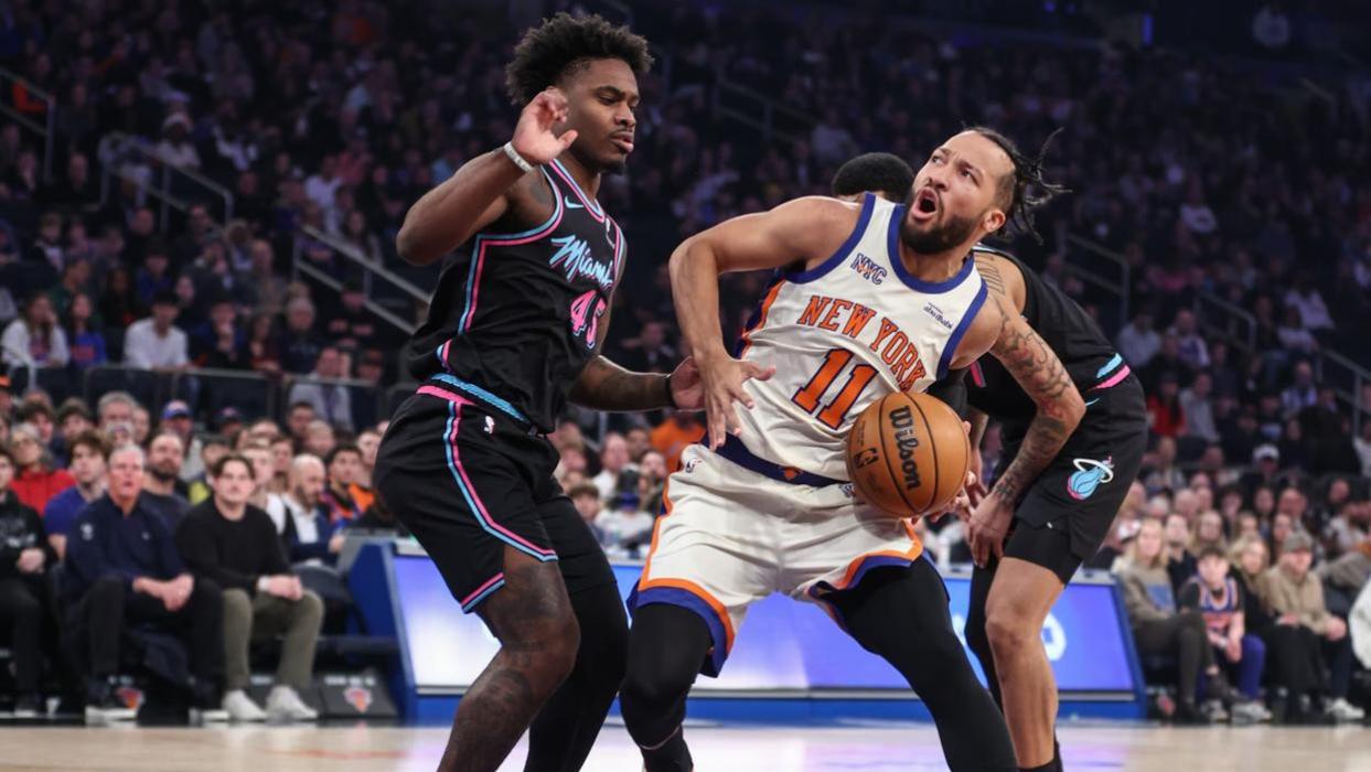 布伦森47+8+6记3分创两大神迹，尼克斯险胜热火！韦尔28+19暴走创纪录，鲍威尔22分