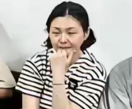 大s和具俊晔再婚的三年，
过得真的很累！
她千算万算，没算到具俊晔是扶不上墙的烂