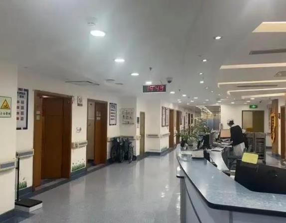 上海再度成为全国首个试点城市！2025年3月，上海卫健委消息：所有三甲医院不仅要
