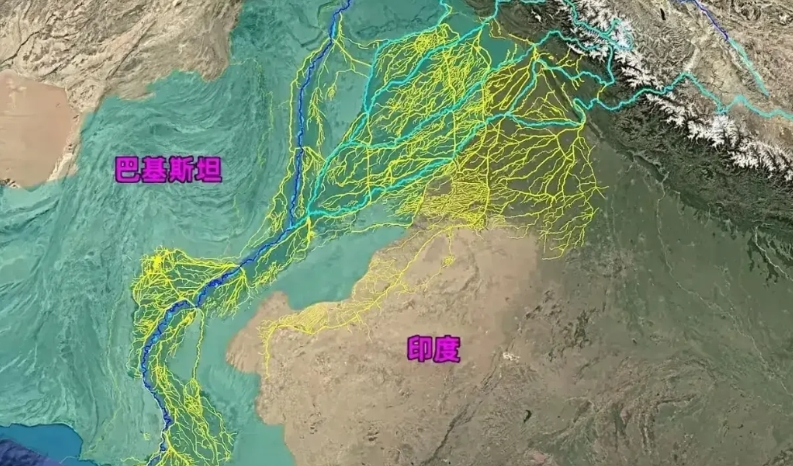 印度和巴基斯坦都在向边境增兵，大战一触即发。
三次印巴战争，第一次印度胜利，第二