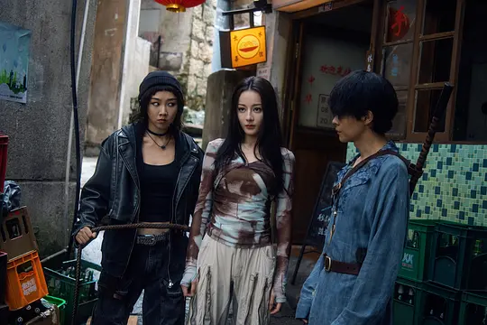    《枭起青壤》刚刷完，主线很精彩！好看！男女主打戏拍氛围感绝了！
疯刀聂九罗