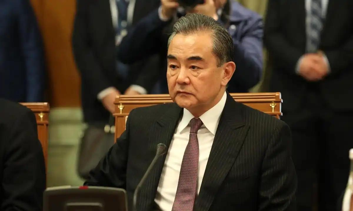 美国密歇根州法院在2023年整出来一个事儿，非说中国在疫情期间卡了医疗物资的脖子