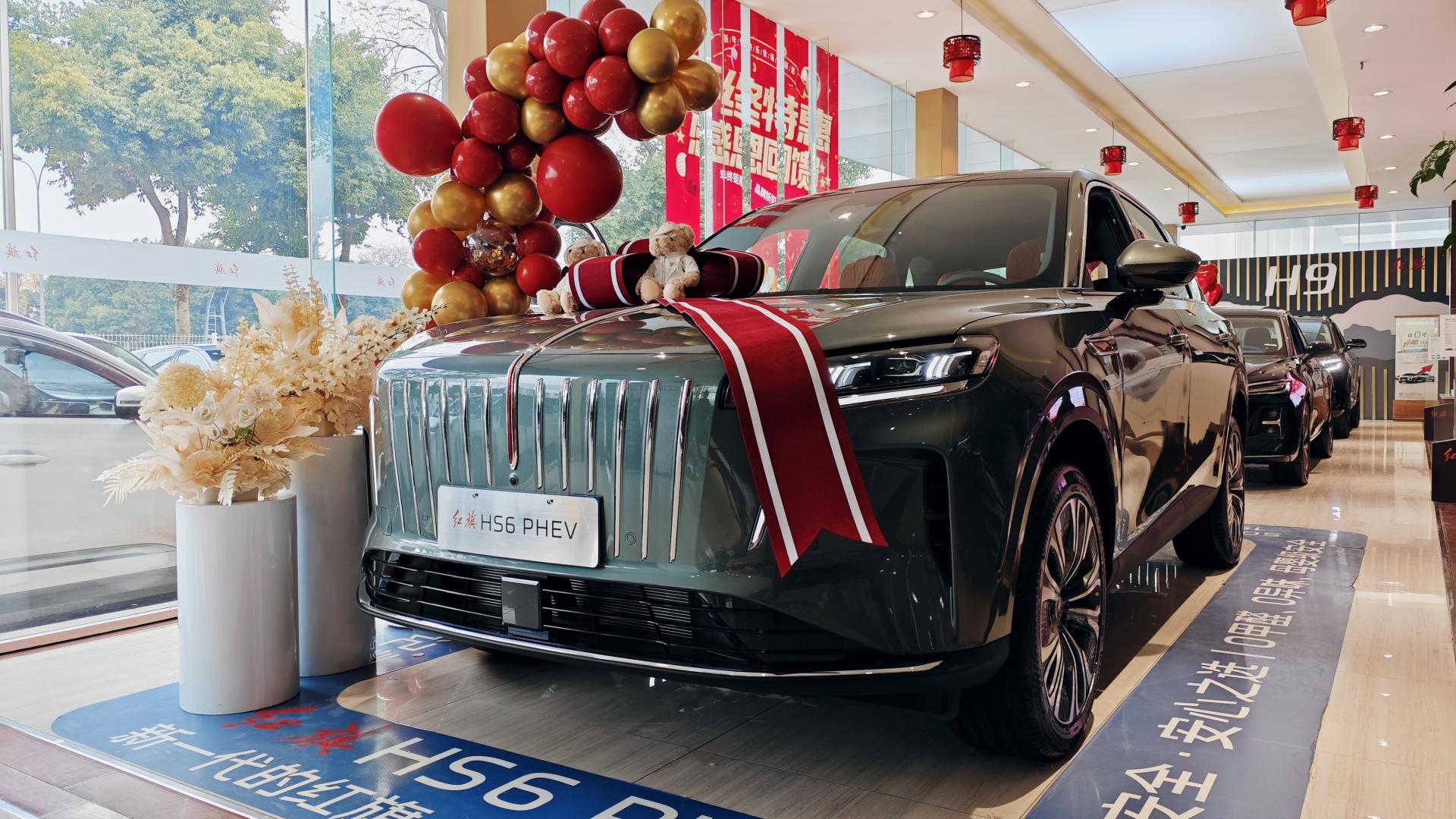 更好的大五座！成都建国红旗HS6 PHEV探店：20万级混动SUV的全能之选